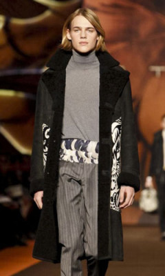 Черная дубленка от ETRO Черная дубленка от ETRO